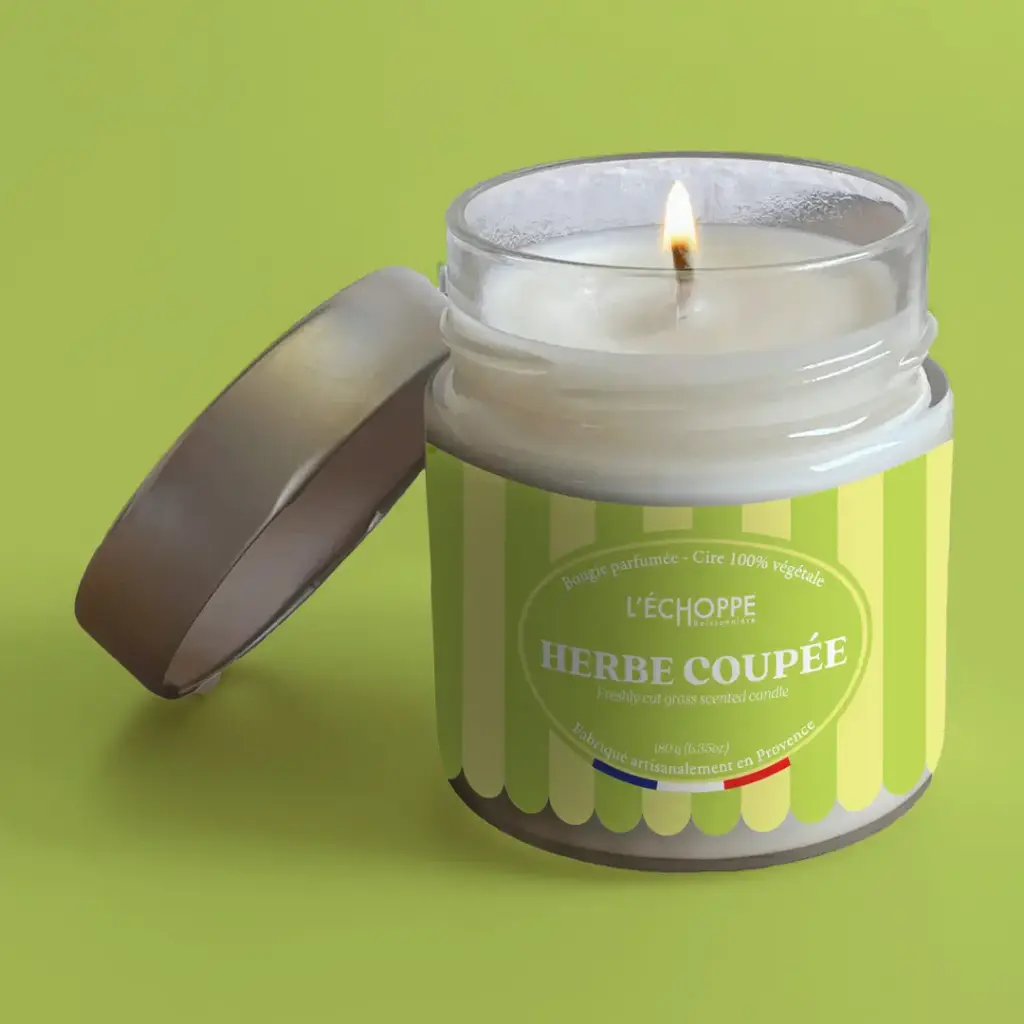 HERBE COUPÉE - FRESHLY CUT GRASS SCENTED CANDLE
